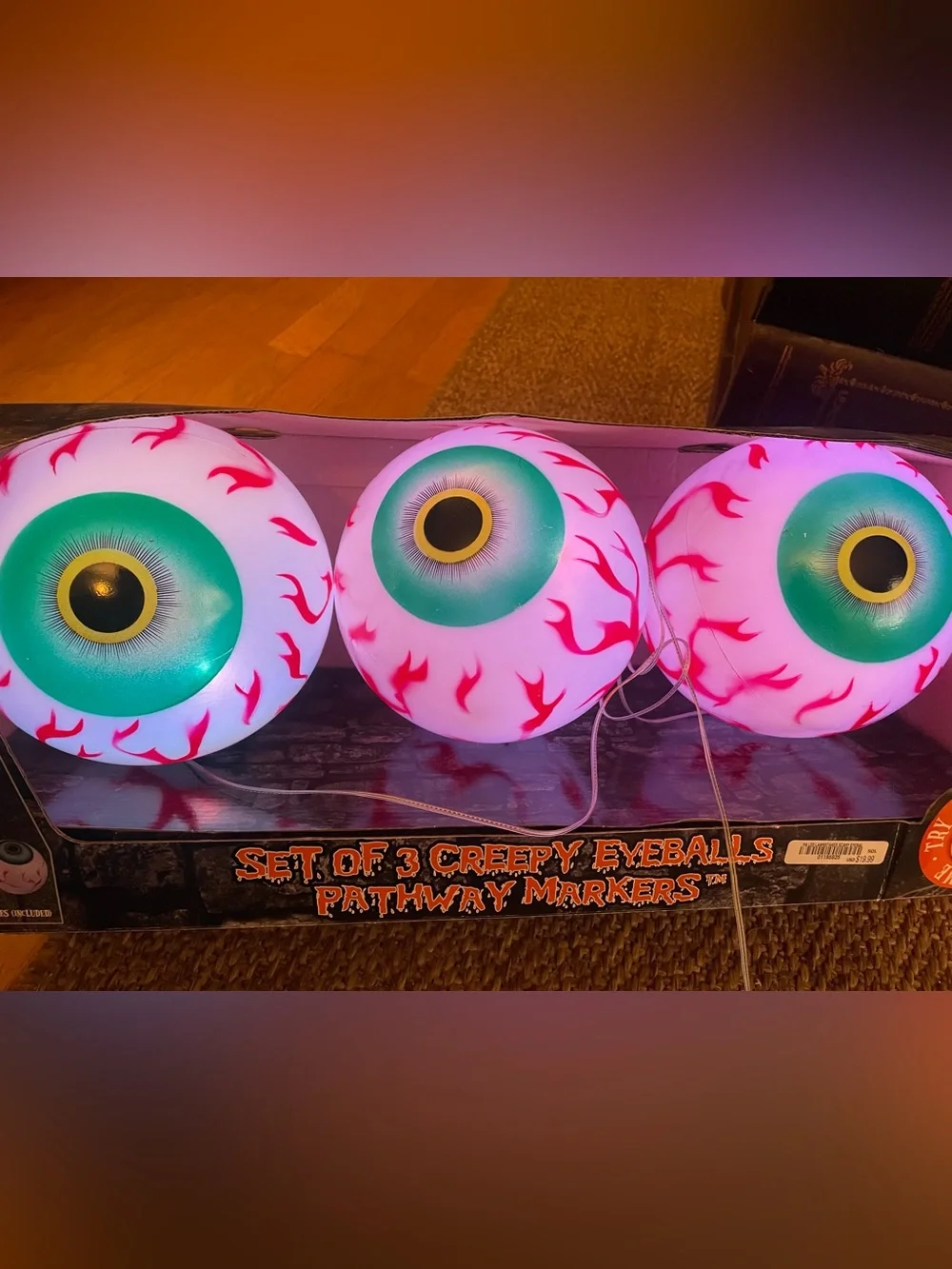 Retired spirit Halloween Jumbo The Scary Eyeball LED lights